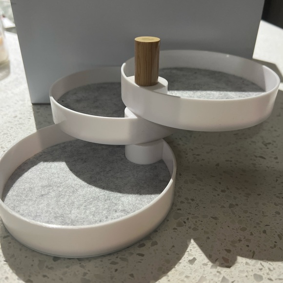 3 tiered jewelry organizer - Picture 1 of 2